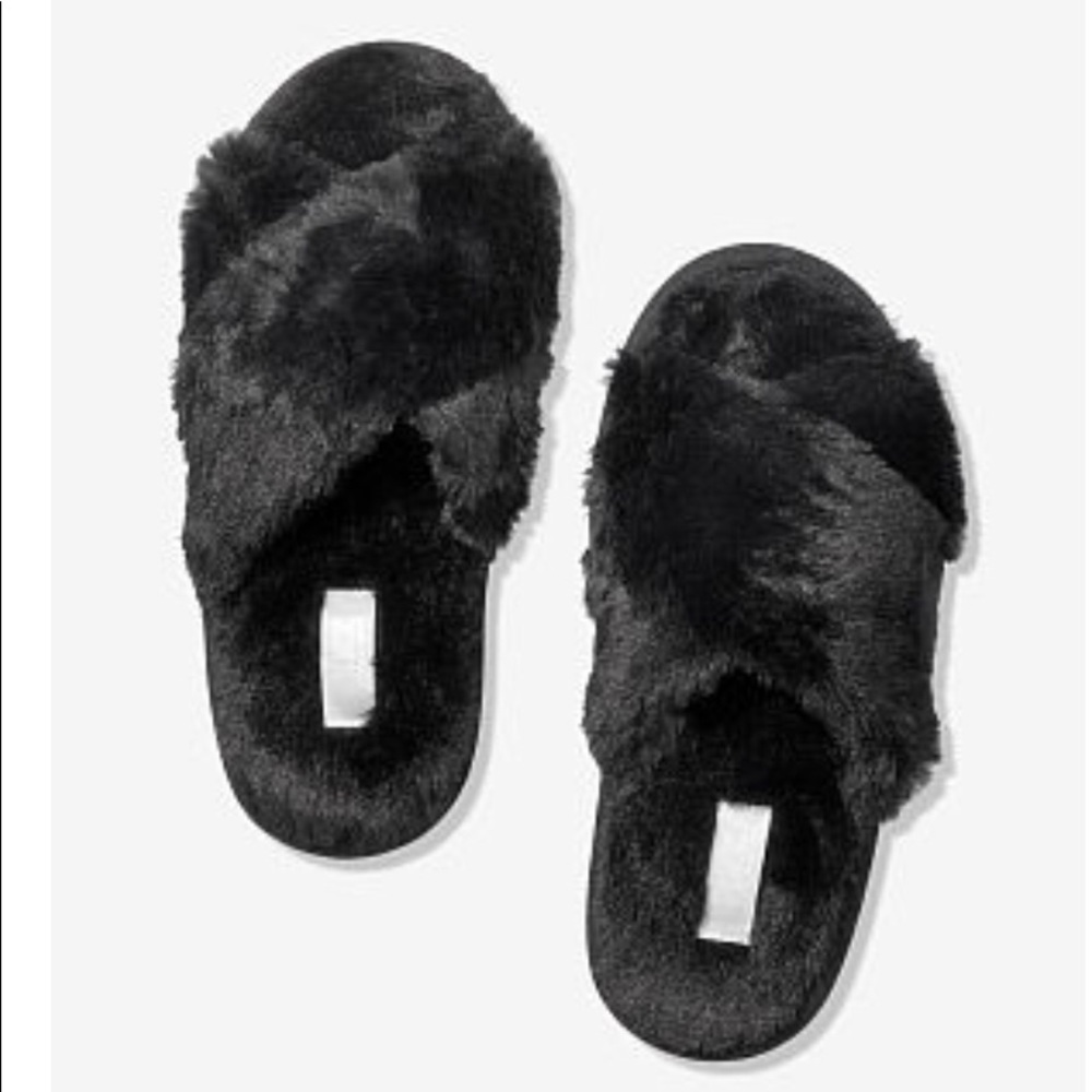 ‘PINK’ Crossover Faux Fur Slippers